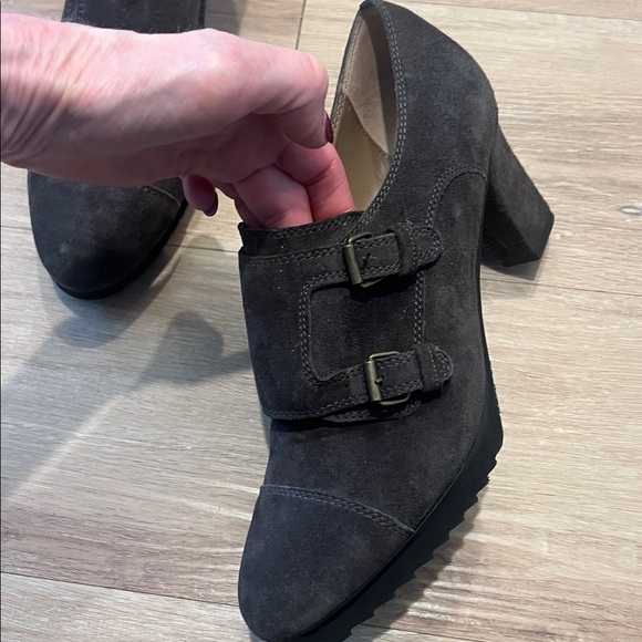 Anyi Lu Nancy Suede Monk Strap Pumps Gray Italian Leather Block Heels Size 41/10 - Picture 10 of 12